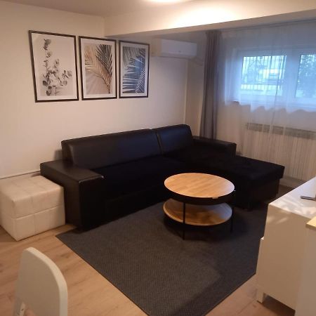 Apartment Lenchy 2 Zagreb Bagian luar foto